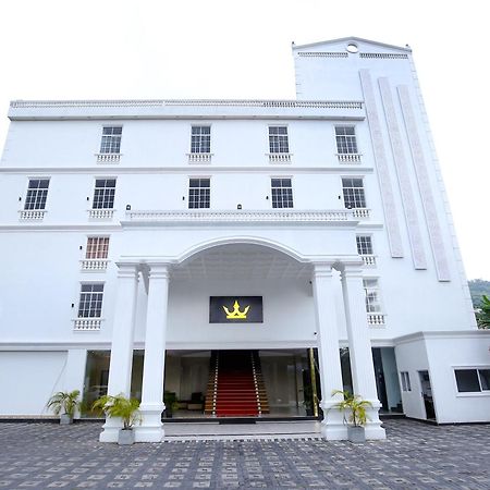 Crown Regency- Badulla Hotell Exteriör bild