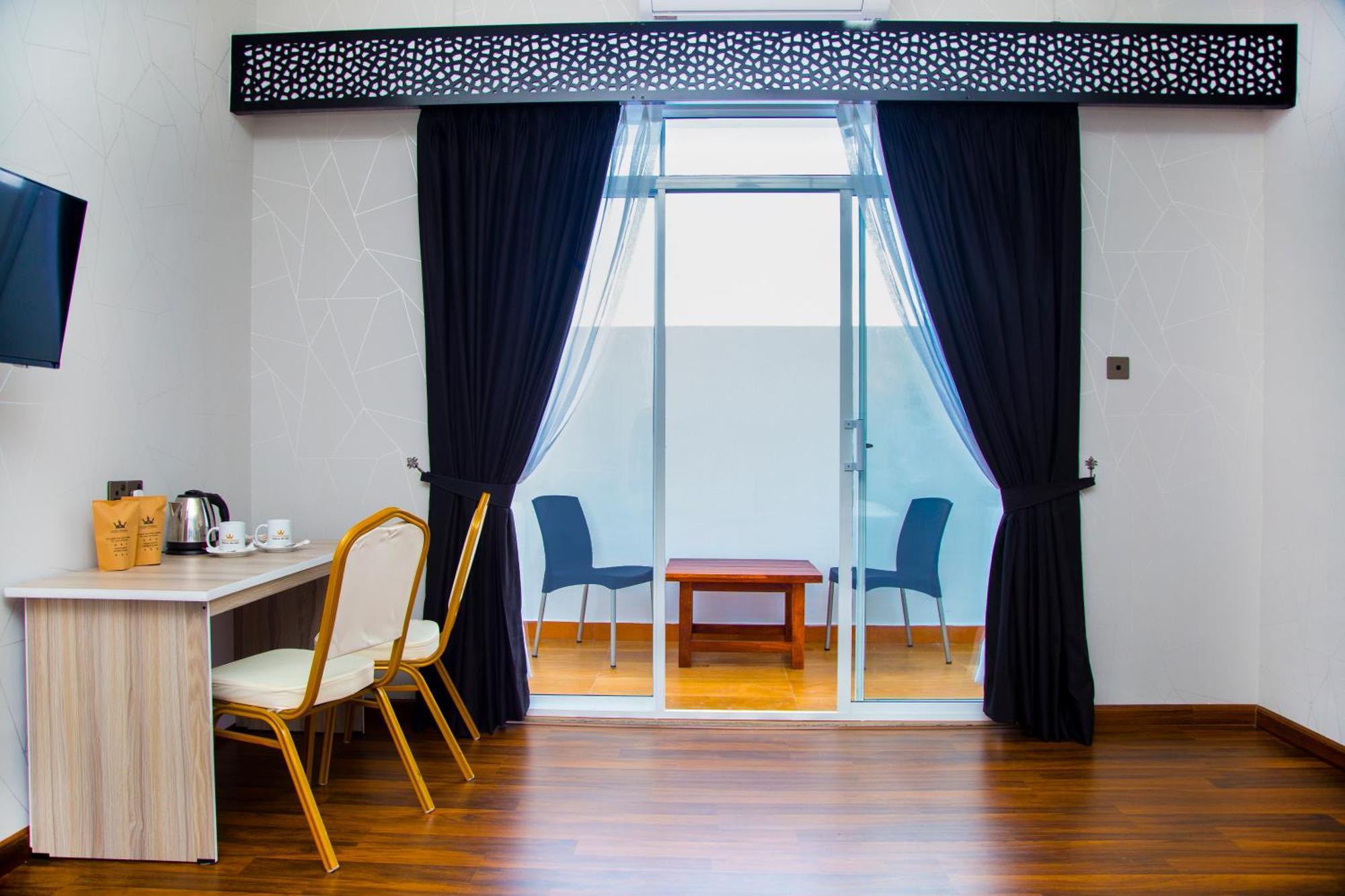 Crown Regency- Badulla Hotell Exteriör bild