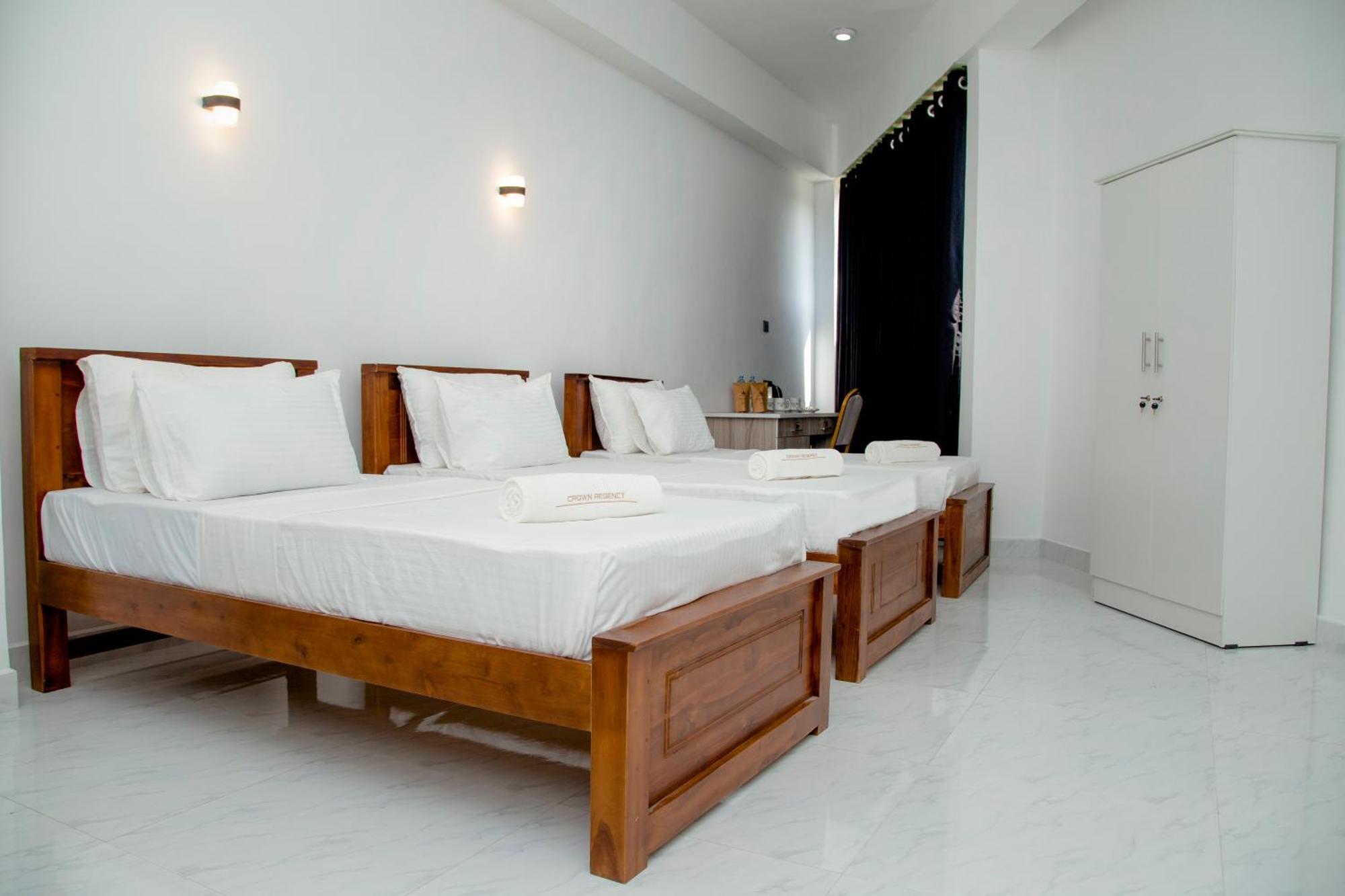 Crown Regency- Badulla Hotell Exteriör bild