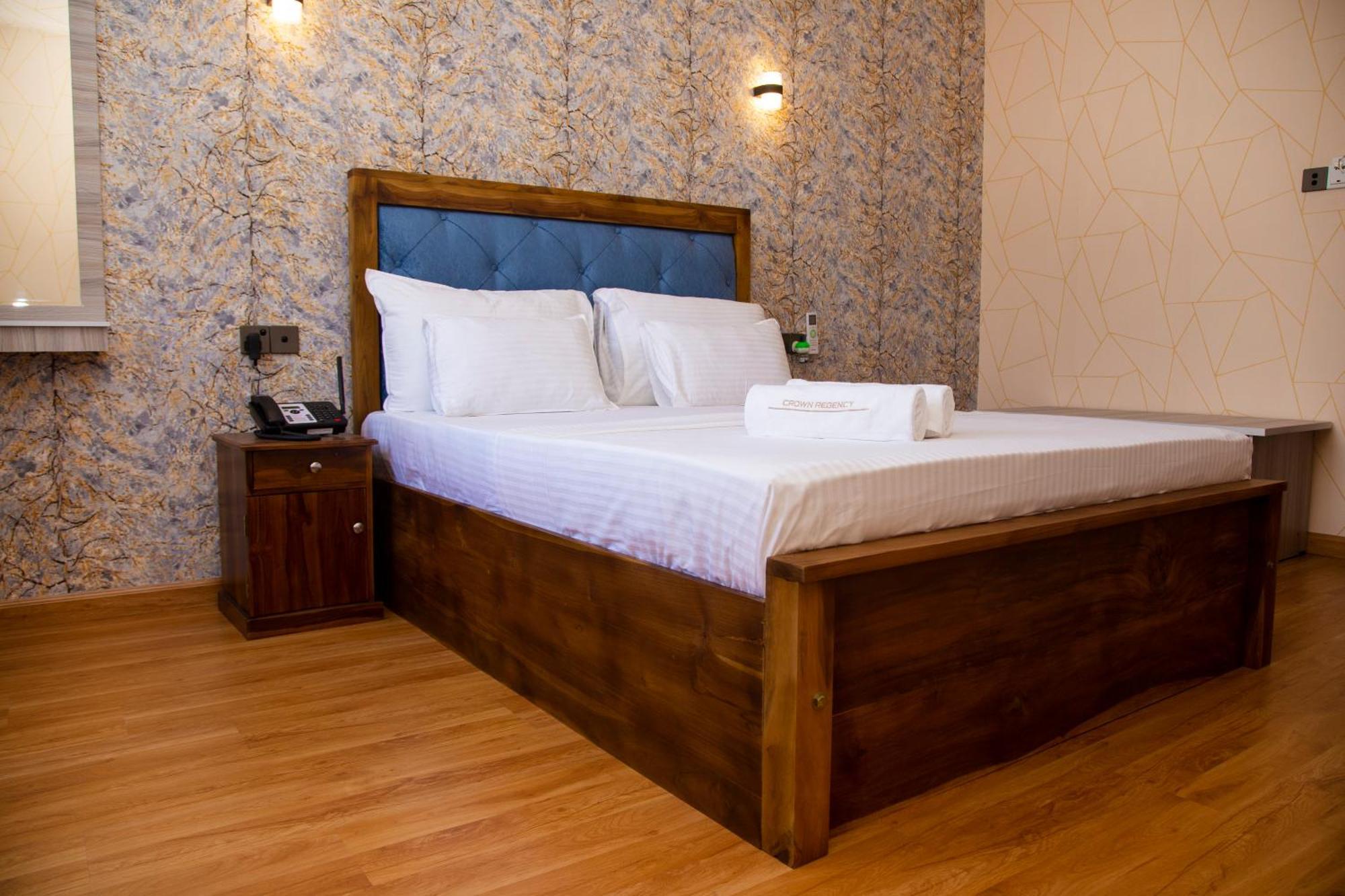 Crown Regency- Badulla Hotell Exteriör bild