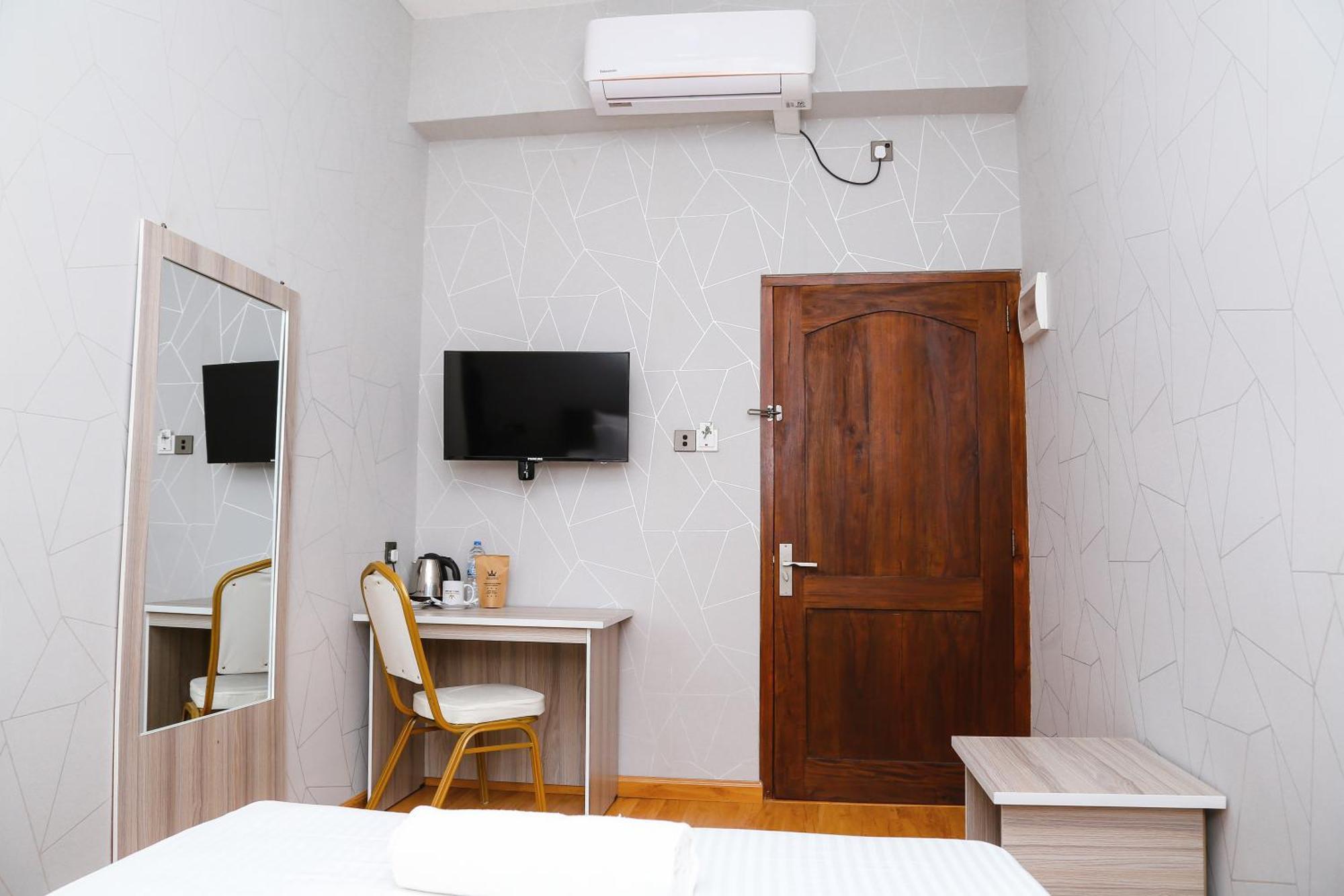 Crown Regency- Badulla Hotell Exteriör bild