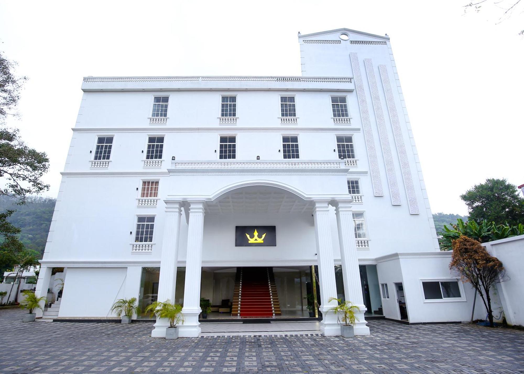 Crown Regency- Badulla Hotell Exteriör bild